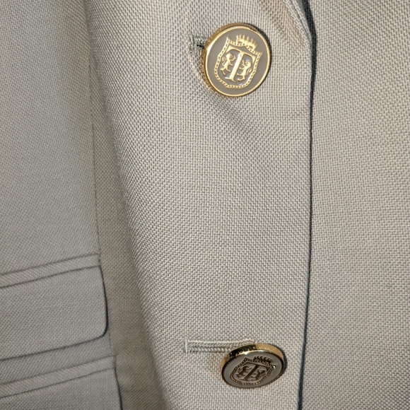 Talbots Wool Blazer Light tan with Gold Buttons Fully lined Size 10 Petite - Picture 3 of 16